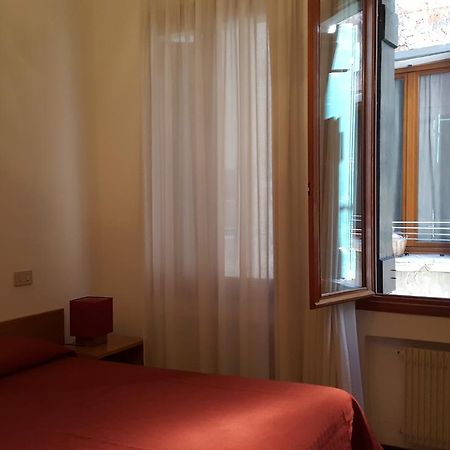 Rialto1082 Bed & Breakfast Veneţia Exterior foto